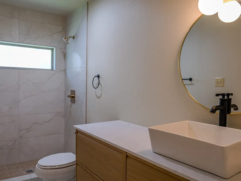 313 Renee Dr — Photo 8