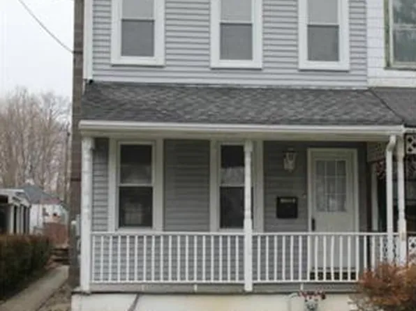 409 S 7th St, Emmaus, PA 18049