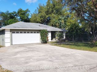2021 Spirit Lake Rd, Winter Haven, FL 33880