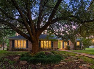2825 Chimney Hill Dr, Waco, TX 76708