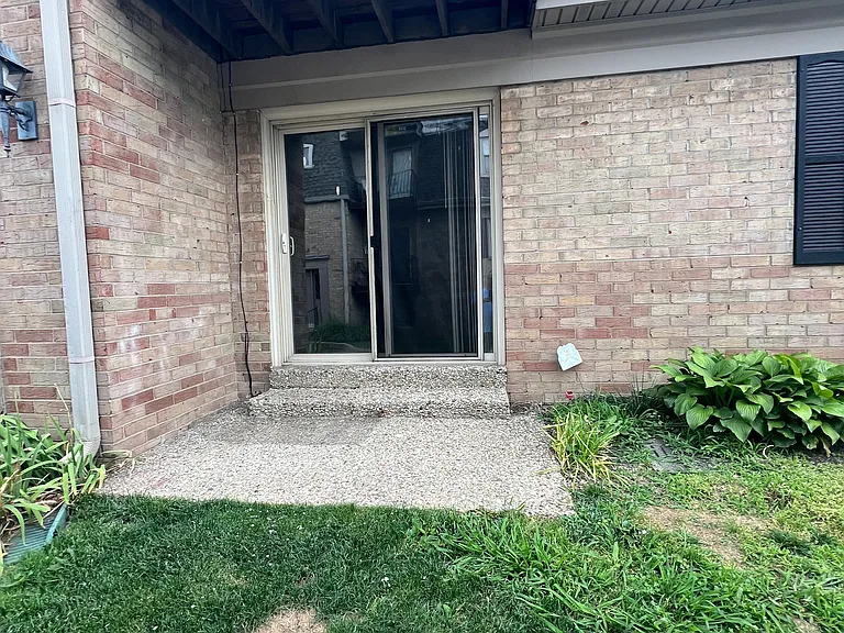 4030 Poplar Level Rd #2 — Photo 4