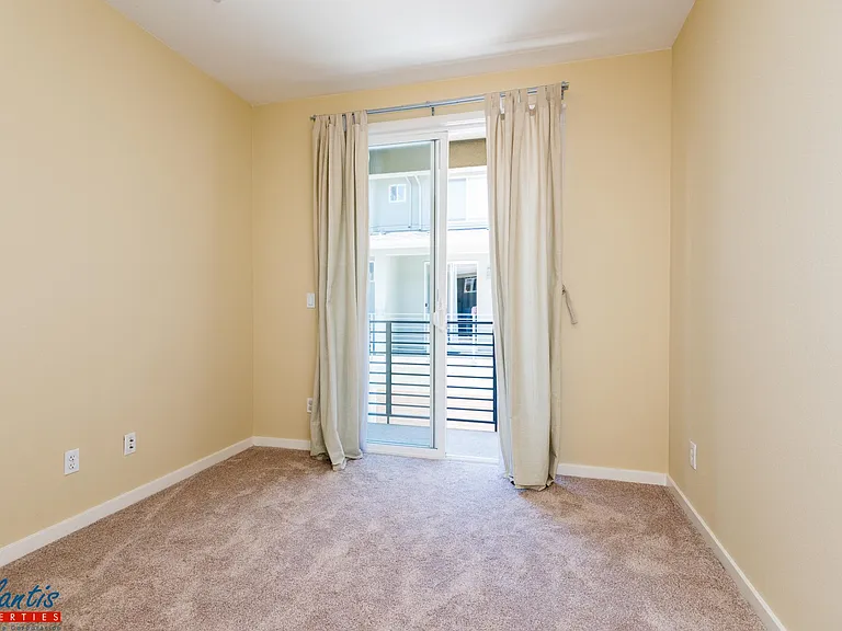 887 Sakura Dr — Photo 6