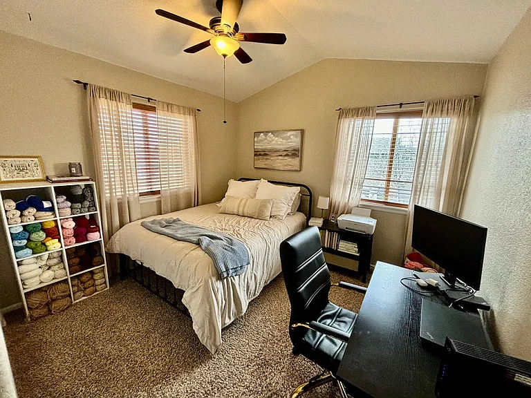 802 Waterglen Dr #D18 — Photo 13