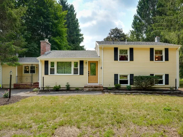 216 Brigham St, Marlborough, MA 01752