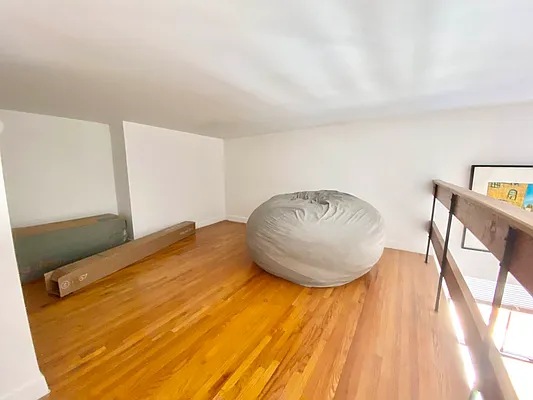 Rented by J PRESTON AND ASSOCIATES INC | media 19