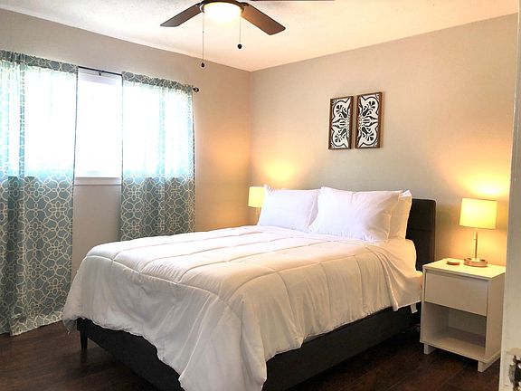 2nd image of 1006 Thannisch Dr APT G