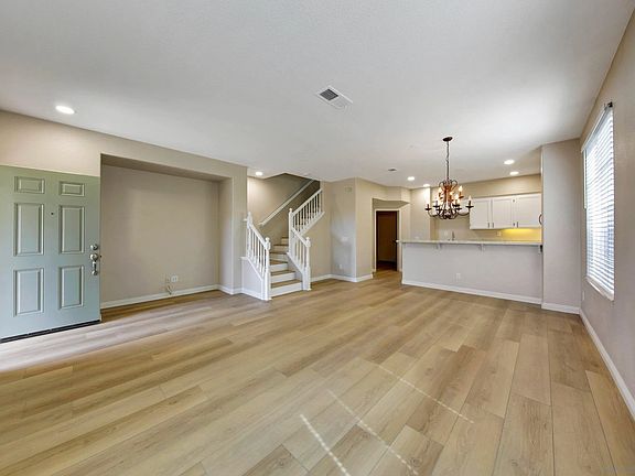 4th image of 1860 Platte River Ln Unit 2
