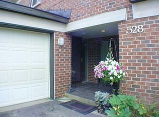 528 Milford Rd, Deerfield, IL 60015