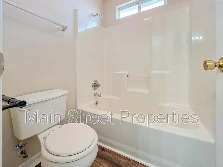 1057 Freeboard Blvd — Photo 19