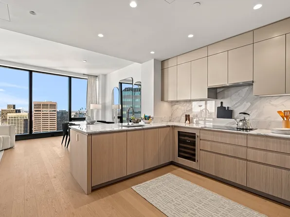682 Atlantic Ave #44G, Boston, MA 02111