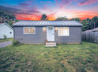 1118 Huntly Rd, Niles, MI 49120