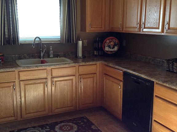 3rd image of 48484 Carmine Ct