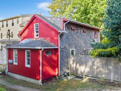 5 Bowser Ct, Newport, RI, 02840