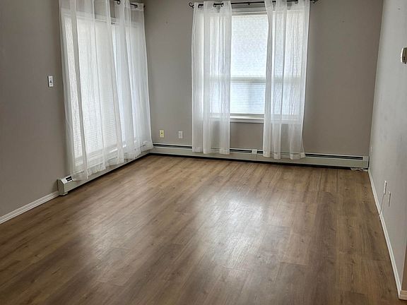4th image of 4310 33rd St Unit 313
