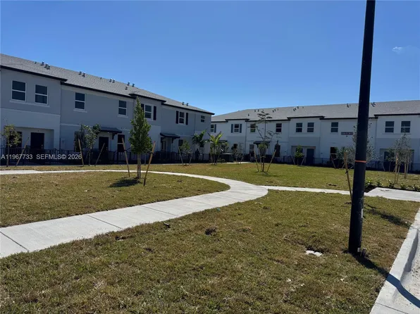 12420 SW 248th St #7, Homestead, FL 33032