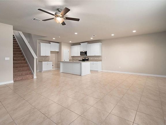 4th image of 10816 Mickelson Dr