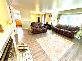 204 Mountain Park Blvd SW #C201, Issaquah, WA 98027