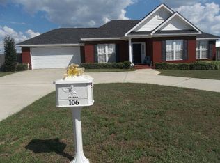 106 Powder Horn Dr, Midland City, AL 36350