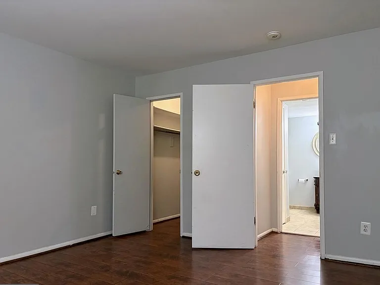 10237 Prince Pl #105 — Photo 14