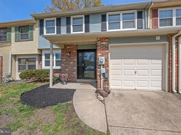 202 Shady Ln, Marlton, NJ 08053