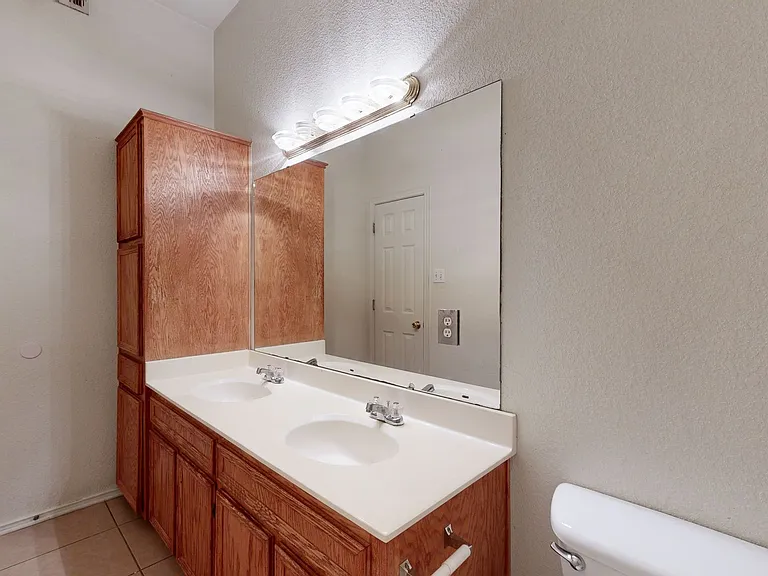 4607 Wade Dr #B — Photo 12