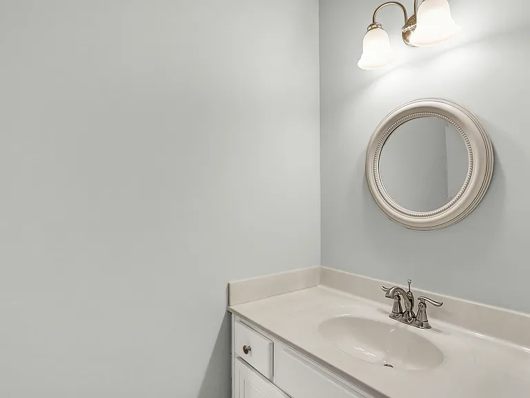 16893 Oak Manor Dr — Photo 51