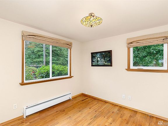 5th image of 18914 46th Ave W