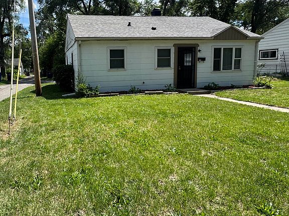 3rd image of 1305 Springland Ave