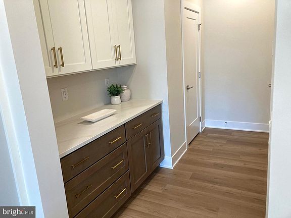 5th image of 21 Mill Creek Dr #11