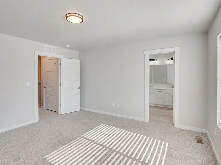 332 S Baraya Way — Photo 21