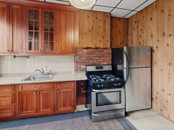 1722 Putnam Avenue image 25 of 30