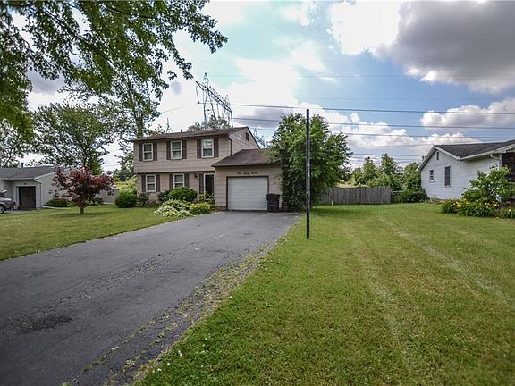 2nd image of 137 Blackwell Ln