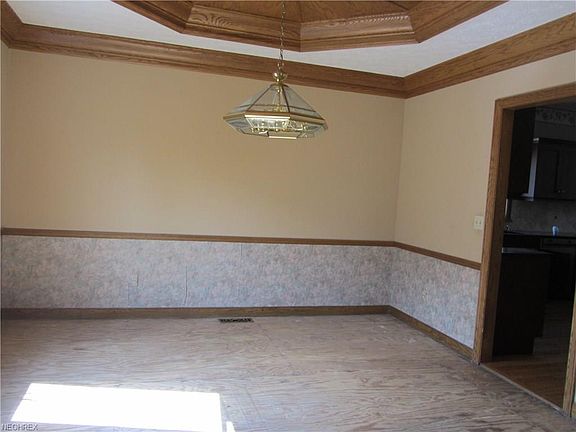 4th image of 2575 Crane Creek Pkwy