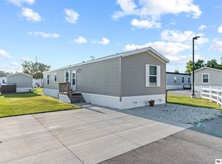 5702 N 16th St #73, Omaha, NE 68110