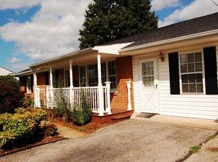 4601 Alamo Cir NE, Roanoke, VA 24012