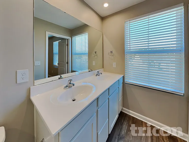 886 Purcell Dr — Photo 9