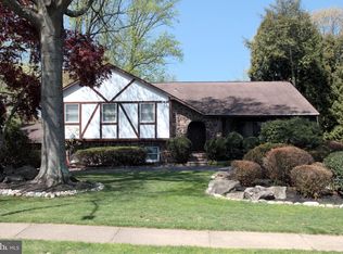 1341 Mettler Rd, Huntingdon Valley, PA 19006