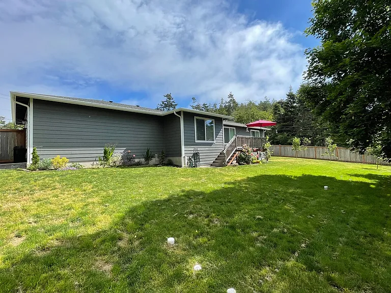 2525 El Mar St — Photo 23