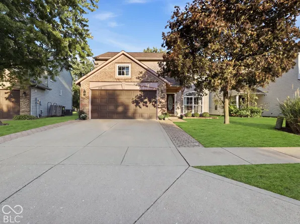 6725 Wimbledon Dr, Zionsville, IN 46077
