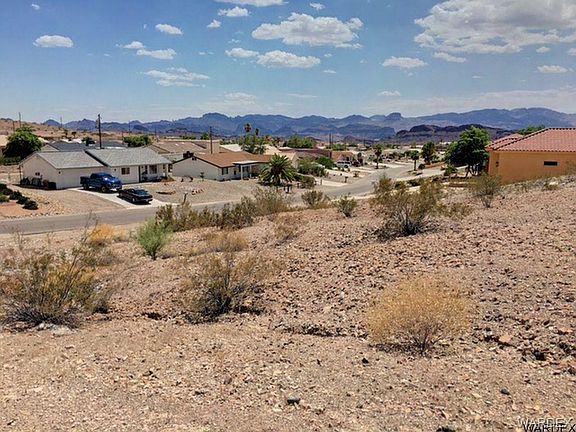 4th image of 4257 Comstock Dr