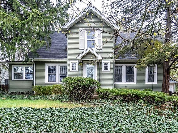 3rd image of 2209 Ferdon Rd