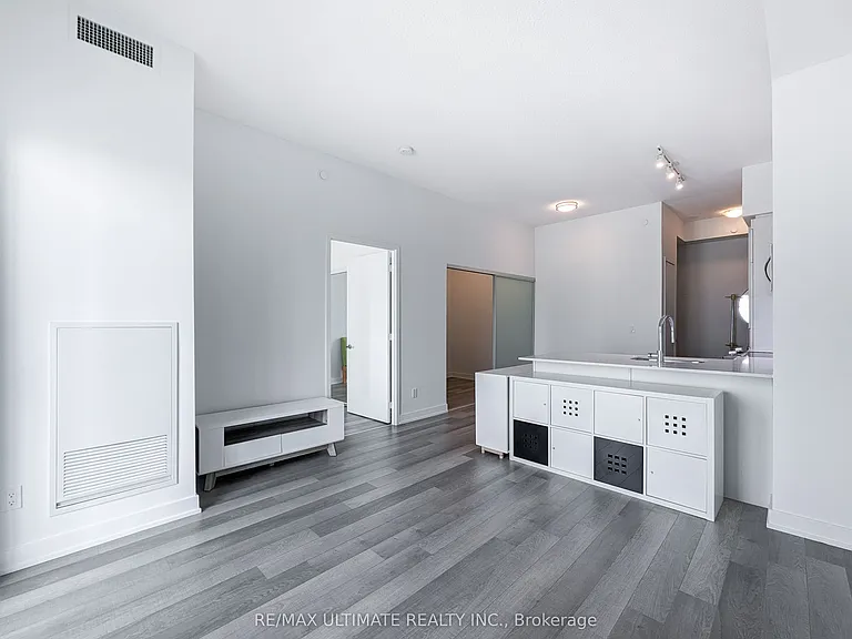 5180 Yonge St #1412 — Photo 14