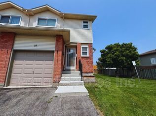 15 Derby St #16, Hamilton, ON L8W 3T4