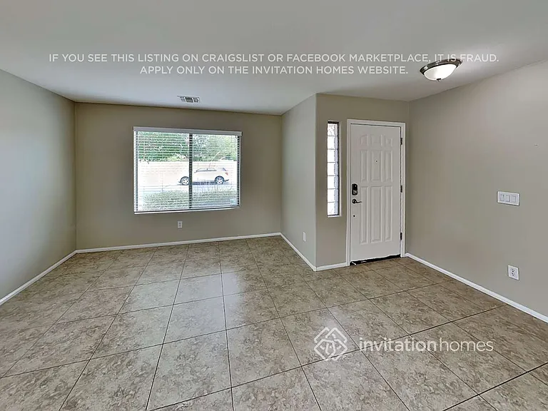 38166 N Sandy Dr — Photo 3