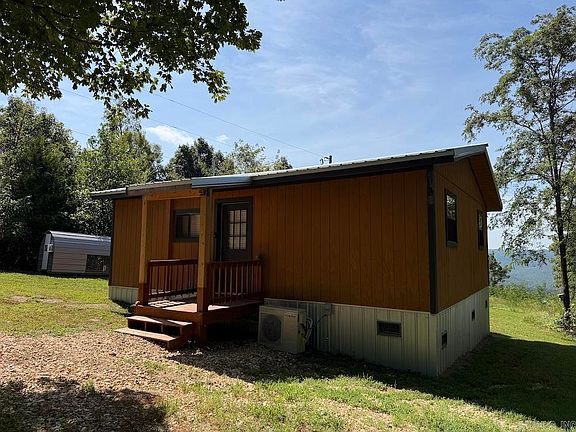 3rd image of 6361 Lick Fork Rd