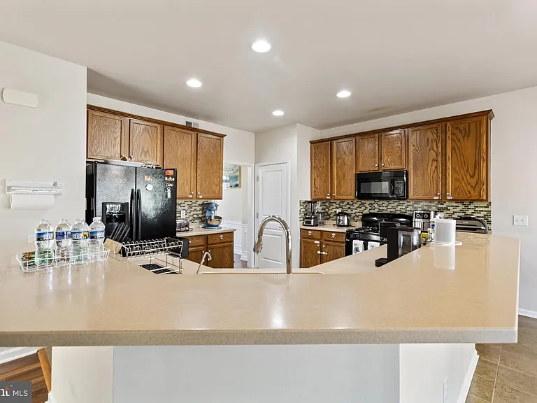 84 Wyndale Ct — Photo 20