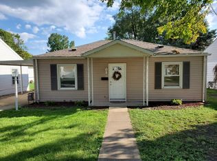 48 Gerald Rd, Rantoul, IL 61866