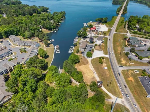1127 Lake Oconee Pkwy #369, Eatonton, GA 31024