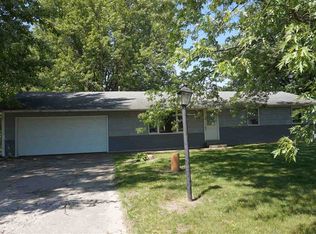 622 W Gump Rd, Fort Wayne, IN 46845