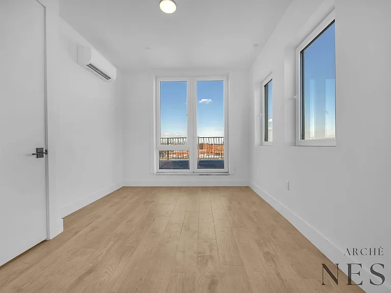 1698 Pacific St #PENTHOUSE — Photo 6